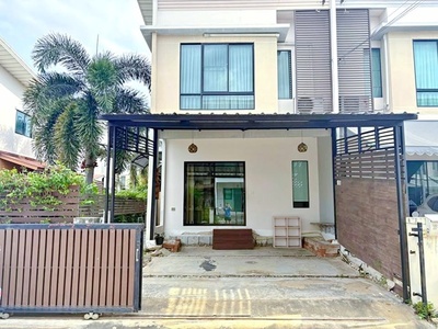 ให้เช่าทาวน์เฮ้าส์  2 ชั้น  MRT คลองบางไผ่ 4.4 กม.27ตร.วา. 3นอน 