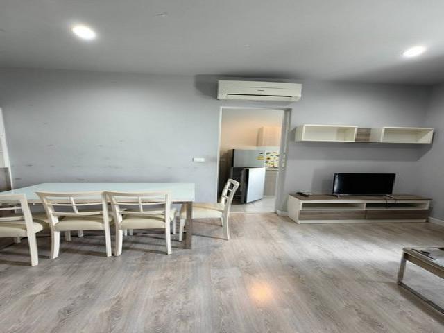 ให้เช่าคอนโด zelle ศาลายา แบบ 2 ห้องนอน 5Fl ใกล้ มหิดล ติดถนนใหญ่