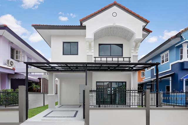 บ้านแฝดแต่งใหม่ บุรีรมย์ วงแหวน-ปิ่นเกล้า (ซอยวัดพระเงิน) ทำเลดีราคาคุ้ม พร้อมอยู่