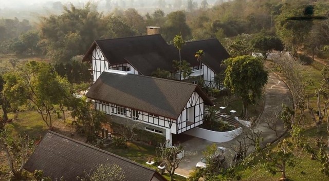 ขายที่ดิน เนื้อที่ 25 ไร่ แม่วางเชียงใหม่ พร้อมบ้านพักตากอากาศ สไตล์ธรรมชาติ