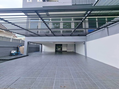 ถ.รัชดาภิเษก38-44 พร้อมเฟอร์ฯ ทาวน์โฮม3 ชั้น ม.ราชภัฏจันทรเกษม 98