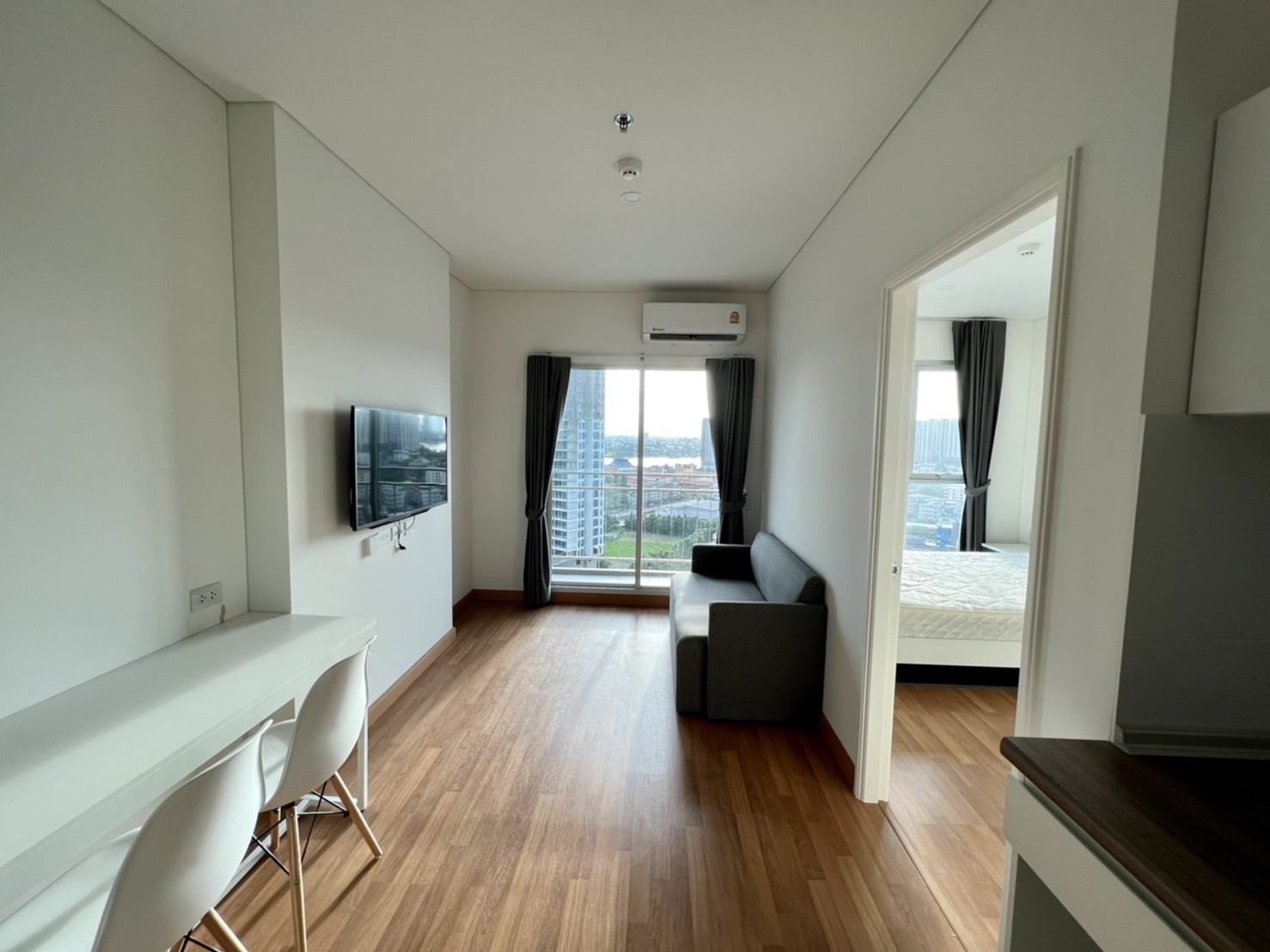 Condominium Lumpini Place Rama 3 - Riverine ใกล้ ถนนพระราม 3 , ถนนวงแหวนอุตสาหกรรม 9000 thb 1BR1BATHROOM พื้นที่ =  28 ตรม ราคาคุ้มสุด