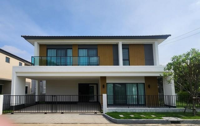  ขายบ้านเดี่ยว 2 ชั้น หลังมุม โครงการ เซนโทร CENTRO อ่อนนุช-สุวรรณภูมิ ซอยกิ่งแก้ว 37 
