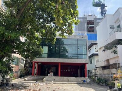 ให้เช่าสำนักงาน 2.5 ชั้น 200 ตร.ว. ตึกสแตนด์อโลน ซ.ประชาสงเคราะห์