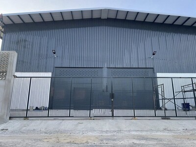 BST986 ให้เช่าโกดังใหม่ 700 ตารางเมตร อ่อนนุช 70/1