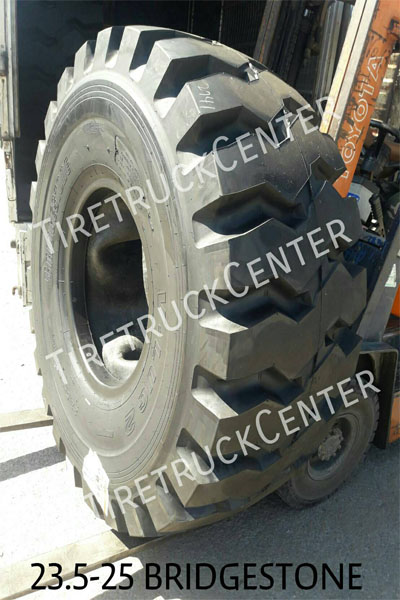 จำหน่ายยางรถ 215/45R17  265/35R18  11R22.5  195/60R15 13.00-24  17.5-25  20.5-25  5.70-12  30x9.50R15  23.5-25  31x10.5R15  215/65R16  9.5-20  205/50-10  7.50R16  195R14  295/80R22.5  3.00-4 10.00R20  สามารถติดต่อสอบถามได้ที่ บริษัท ลักค์ 888 จำกัด 