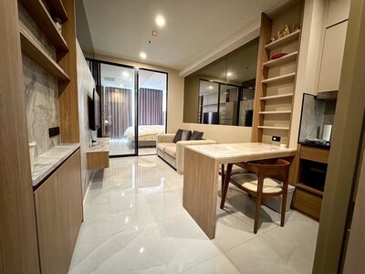 Noble Ploenchit safe nice