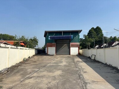 ขายและให้เช่าโกดังศรีราชาชลบุรี  450 ตารางเมตร