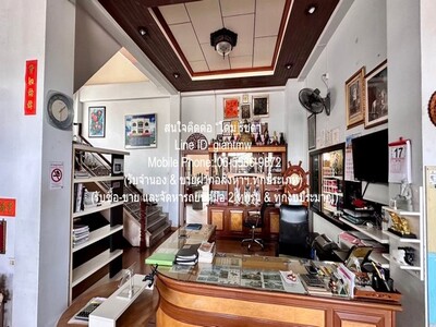 ขายอาคารพาณิชย์ 3.5 ชั้น+โกดัง 194.9 ตร.ว. พร้อมกิจการ จ.นครศรีฯ.