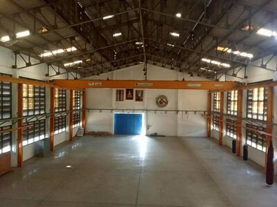 ให้เช่าโกดังพร้อมออฟฟิศ1,100 ตรม ย่านลาดกระบัง ถนนศรีนครินทร์ ร่ม