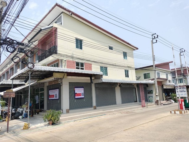 ขายด่วน อาคารพาณิชย์ บ้านบัวทองธานี 17 ซอย 26 บางบัวทอง นนทบุรี