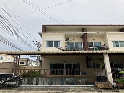 ขายทาวน์เฮ้าส์หมู่บ้านบูรพาแลนด์ หนองค้อ หนองขาม อ.ศรีราชา จ.ชลบุ