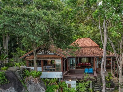 ขาย บ้านสไตล์บาหลี Santikhiri Estate  เกาะสมุย  5 ห้องนอน 5 ห้องน
