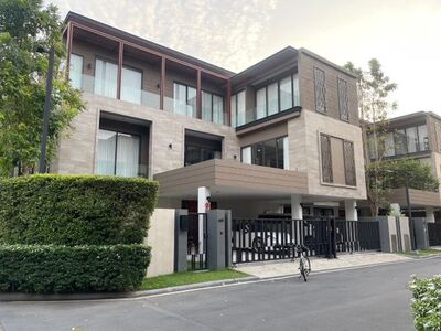 ขาย/ให้เช่า บ้านเดี่ยว 3ชั้น หลังมุม โครงการหมู่บ้าน VANA RESIDEN