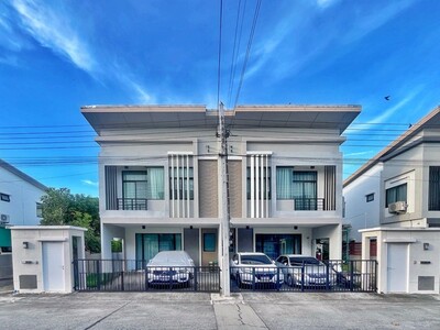 ขายทาวน์เฮ้าส์ เดอะทรัสต์ ราชพฤกษ์ รัตนาธิเบศร์ 