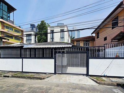  ให้เช่าบ้าน 312ตร.ม. MRT ห้วยขวาง 600ม.ถ.ประชาราษฎร์บำเพ็ญ2-10