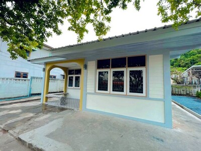 ขายบ้านเดี่ยวบนเนินเขา แหล่งชุมชนแหลมฉบัง ทำเลดี ใกล้ท่าเรือ