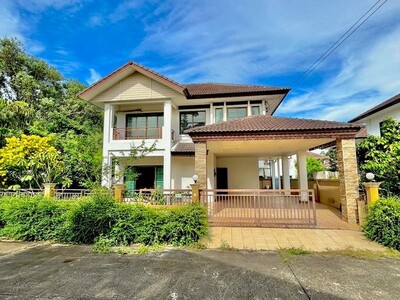 ขายบ้านเดี่ยว หมู่บ้านโกลเด้นปาร์ค สุรศักดิ์ ศรีราชา ชลบุรี