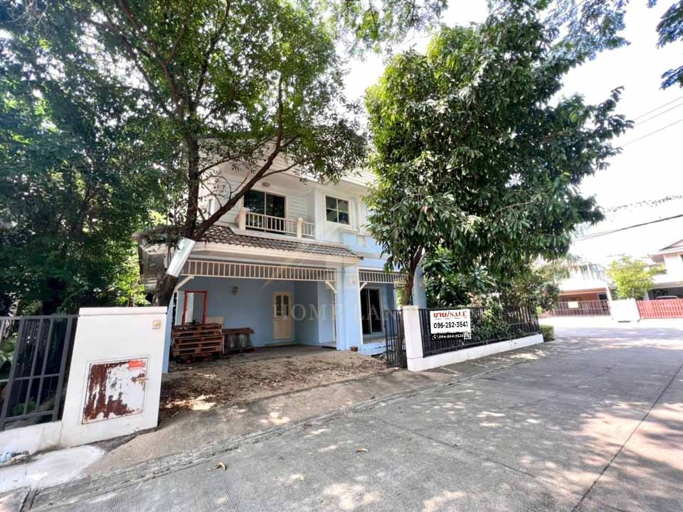 บ้านเดี่ยว หมู่บ้าน พฤกษ์ลดา วงแหวน รัตนาธิเบศร์ ( ห้องมุม ถนนเมน หน้าสวนหย่อม )