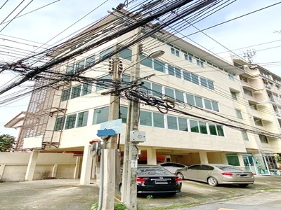 MRTพหลโยธิน24 2.1กม. เซ็นทรัลลาดพร้าว 2 กม. ซ. รัชดา25-33 100 ม