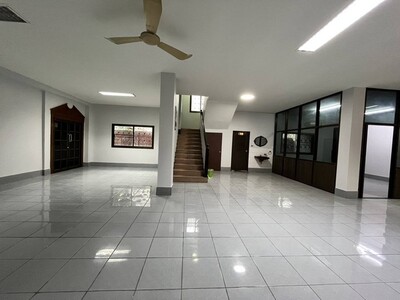 P1837 ให้เช่า ขาย โฮมออฟฟิศ Stand alone ซอยรัชดาภิเษก 3 ซอยอยู่เจ