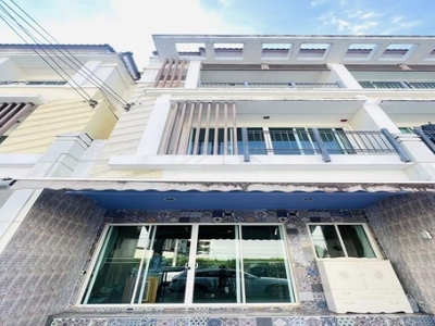  ให้เช่าทาว์นโฮม 3 ชั้น บ้านกลางเมือง Urbanion เกษตร-นวมินทร์ 