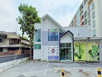 BTS ซอยทองหล่อ 16-24  อาคาร 2 ชั้น ให้เช่า 10นอน 4 น้ำ 1,000 ตร.ม