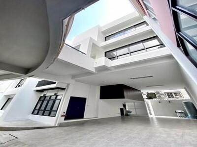 ให้เช่าและขาย โฮมออฟฟิศ 6 ชั้น ย่านสุขุมวิท 101 ใกล้BTS