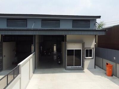 ให้เช่าโกดังแฝด 2 ห้อง อบต.บางบัวทอง11 ซอยโรงสวด ถนนบางกรวย ไทยน้