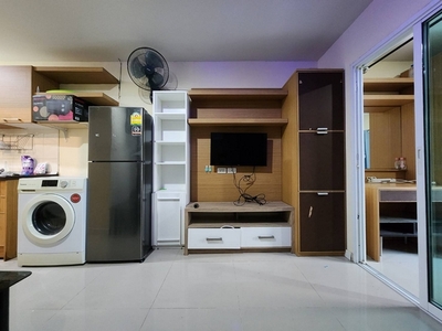 ให้เช่าคอนโด เมโทรพาร์ค สาทร ชั้น 5 วิวสระ พร้อมเครื่องซักผ้า