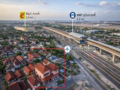 ร่มเกล้า1-7MRT สุวินทวงศ์ 1.2 จอดรถได้ 2 ฝั่ง รวม 4 คัน บ้านใหญ่ 