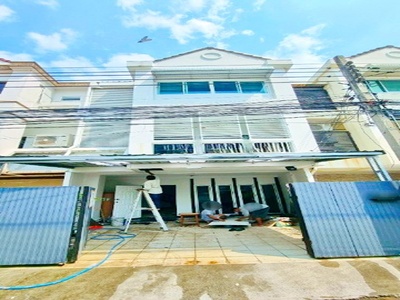 เอ็มควอเทียร์ 1กม. ใกล้ BTSทองหล่อ 800ม.ทาวน์โฮม 3ชั้น 3นอน