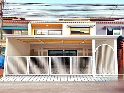 ขายทาวน์เฮ้าส์2ชั้นหมู่บ้านรสสุคนธ์ ในซอนวัดลาดปลาดุ