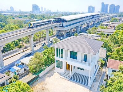  เซ็นทรัล ลาดพร้าว 2.5 กม.คฤหาสน์ 2 ชั้น 5นอน MRTลาดพร้าว รัชดา34