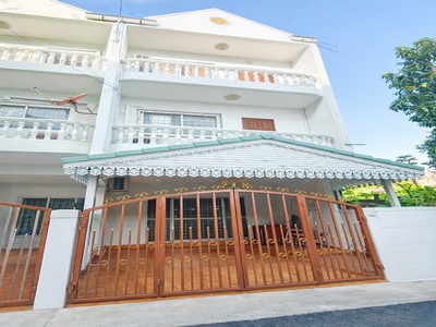 จรัญฯ43-45 เซ็นทรัลปิ่นเกล้า 3ชั้น ใหญ่มาก! 4นอน MRTบางยี่ขัน