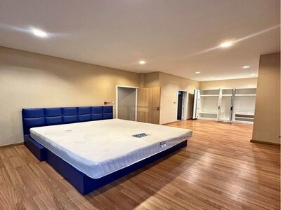 ให้เช่าบ้าน2ชั้น 4ห้องนอน เพอร์เฟคเพลส สุขุมวิท 77  ลาดกระบัง 20/