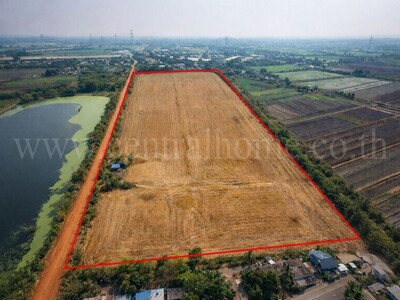 ที่ดิน 34-1-44 ไร่ ไทรน้อย นนทบุรี ทำเลดี ราคาถูกมาก