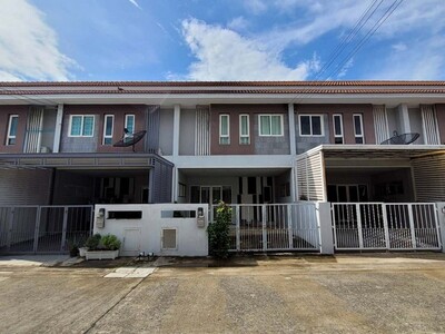 ขายทาวน์เฮ้าส์ หมู่บ้านซื่อตรง โคซี่ (รังสิต-คลอง 6) ถนนรังสิต-นค