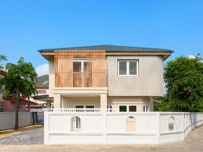 ขายบ้าน 2 ชั้น ทองสถิตย์วิลล่า รามอินทรา 34 รีโนเวทใหม่ ใกล้รถไฟฟ