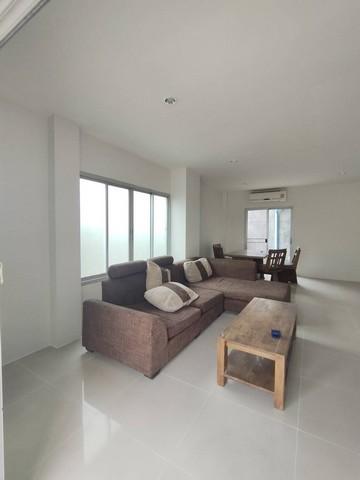 ให้เช่าทาวน์เฮาส์2 ชั้น3นอนหลังมุม ย่านอ่อนนุช ศรีนครินทร์ ลาดกระบัง