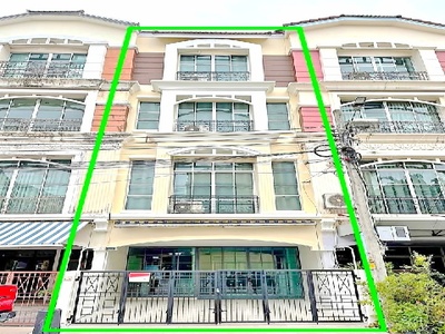ยูเนี่ยนมอลล์ 1.9 กม. รัชดาภิเษก700ม. MRTลาดพร้าว 400ม. ทาวน์โฮม 