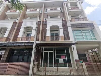 ราคาดีสุดในโครงการ! ม.พรีเมียม เพลส นวมินทร์-ลาดพร้าว 101 เดินทาง