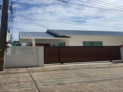 ขายบ้านเดี่ยวพัทยา บางละมุง ชลบุรี รีโนเวทใหม่ทั้งหลัง 