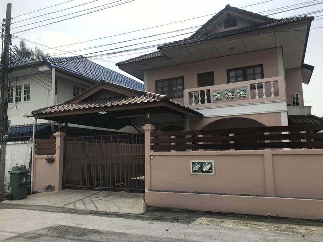 ให้เช่าบ้านเดี่ยว 2 ชั้น 54 ตรว. 4 นอน หมู่บ้านเกศรี 2 รามคำแหง 124 เดินทางสะดวก