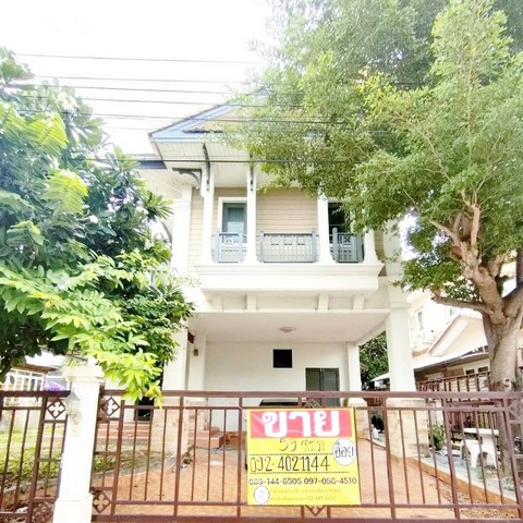ขายบ้านเดี่ยว 2 ชั้น 59 ตร.วา  หมู่บ้านฟ้ากรีนพาร์ค รอยัล ธนบุรี ถนนประชาอุทิศ (ตรงข้าม ซ.98)   ZJ036