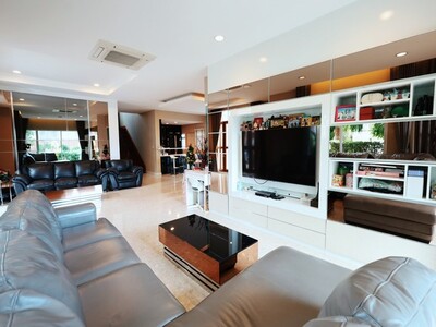 ขายบ้านเดี่ยว2ชั้น โครงการแกรนด์บางกอก บูเลอวาร์ด สาทร แปลงมุม ถน