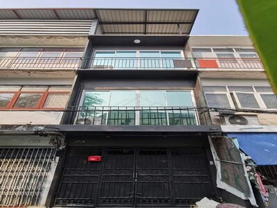 ให้เช่าทาวน์เฮ้าส์ 3 ชั้น 3 นอน ประชาชื่น36 ใกล้คลองประปา ใกล้ทาง