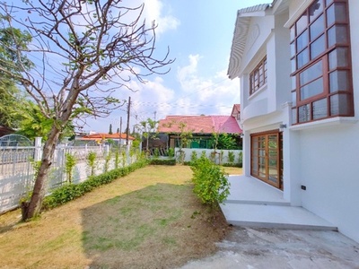 ตลาดยิ่งเจริญ รร.เซนต์มารีอา มีนบุรี 1.8กม.3นอน บ้านเดี่ยว2ชั้น 