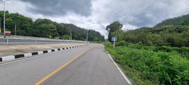 ขายที่ดินติดถนนหลวงดอยสะเก็ด-เชียงราย ใกล้น้ำ เหมาะทำร้านกาแฟบ้านอาศัย