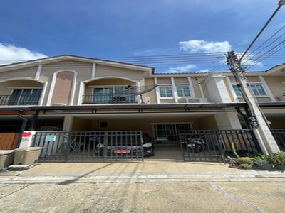 ทาวน์เฮ้าส์ 2 ชั้น 3 ห้องนอน 3 ห้องน้ำ ราคาดีโครงการ นิราวิลล์ ไอ